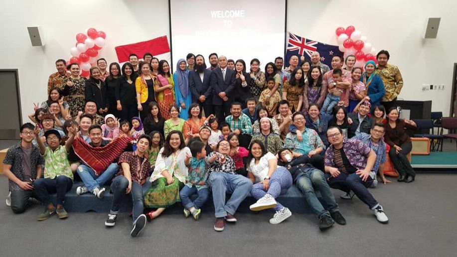 detikcom's tweet photo. Tari Tor-Tor Meriahkan Indonesian Night di Invercargill, Selandia Baru https://t.co/WdYAet0B3r https://t.co/MSyWNBV3Cv
