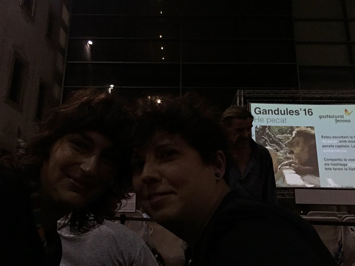 verusverita's tweet photo. Per #Gandules16 #HePecat amb #Daniela #KumbiaQueers :) amb @Emonauta recordant a @GuiguAmu @turdusmerulae :) https://t.co/0m39eQSoMG