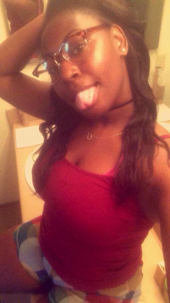 they_LoveSyd's tweet photo. hey y'all 💋 https://t.co/isEhZp3VIt