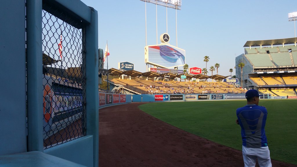 CioccaRon's tweet photo. When the bullpen gates open tonight we should be on espn!
#frontrow #shortwall https://t.co/N4SVEM3HZj