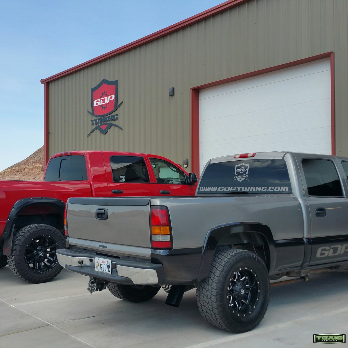 ToxicDiesel's tweet photo. Hanging out at #GDPTuning new shop!https://t.co/iXhOcWKOMK https://t.co/5OvZkfFMKk
