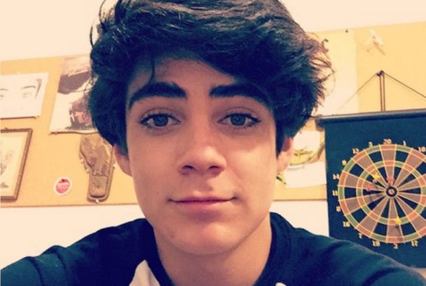 15a20's tweet image. Nuestro #CrushDe15a20 porque &quot;Chico trendy&quot; el guapísimo @JosDice 😍  #Coders #cd9