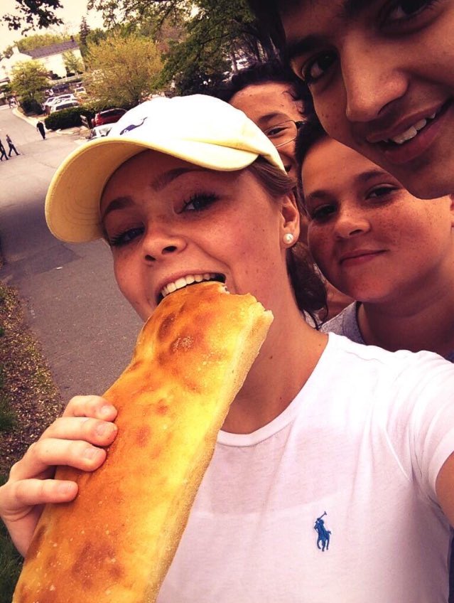 joshwalakovits's tweet photo. Happy birthday! @upp_caroline https://t.co/q7TvO4WleX