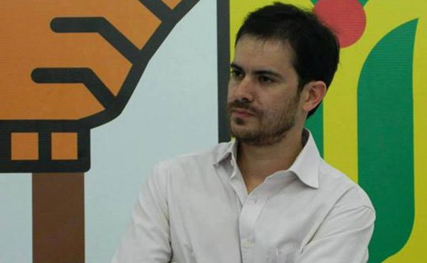 IzqSocialista's tweet photo. Avanza la suspensión de Dante Palma en Filo-UBA
Escribe: @labrisabrisa Cc: @MujeresIzqSoc https://t.co/knHNTqOPTk https://t.co/2KWTFXYG6E