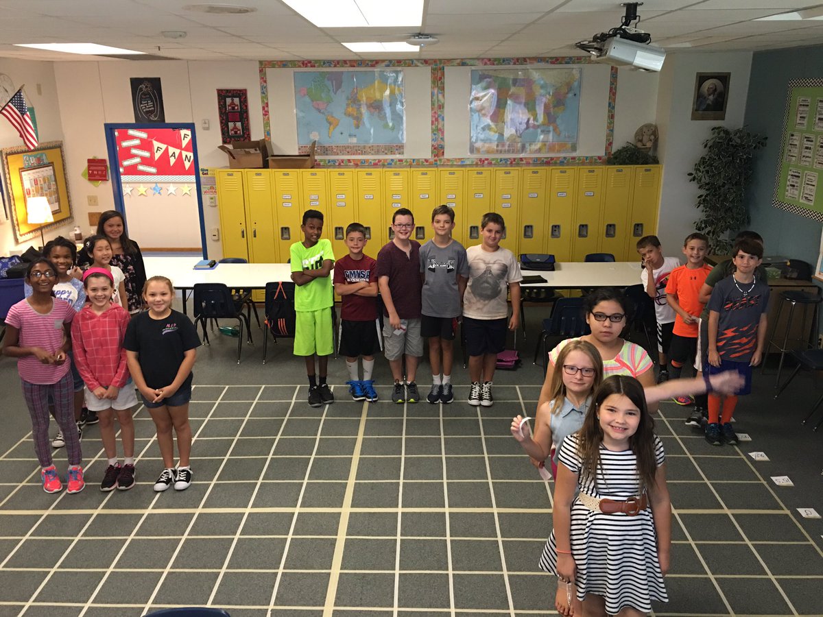 SSJohnson5th's tweet photo. Longitude/Latitude Student Battleship was a big "hit" today! https://t.co/WNaaGXWYsq