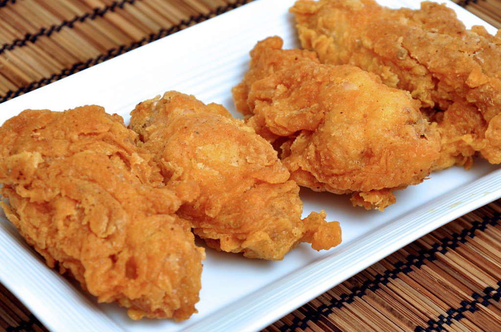 lasillarota's tweet photo. Está es la receta secreta de KFC y todo lo encuentras en tu cocina  https://t.co/caiZkWE2IP https://t.co/DaGtoF4z42
