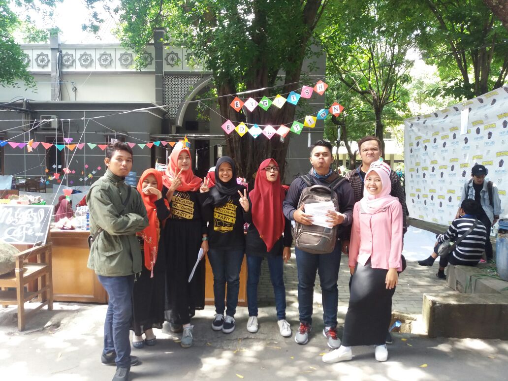 Hari kedua pomb semangaattt dek!! Jangan lupa mampir ke Ntabs Cafe 💃💃