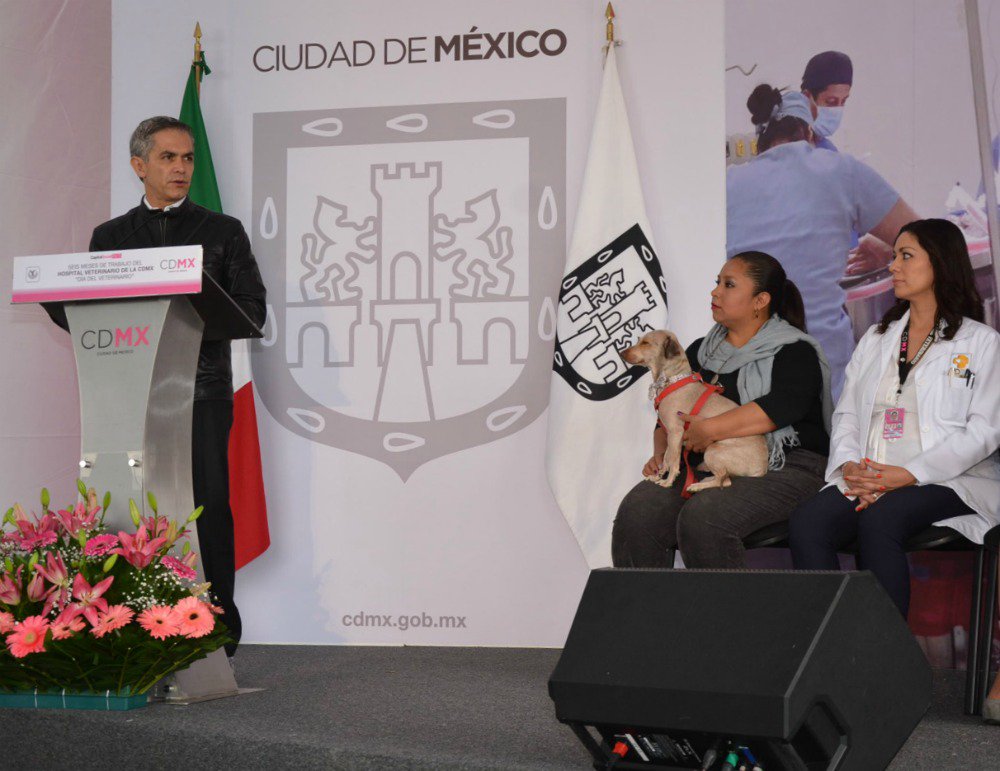 citymanager_'s tweet photo. Anunció @ManceraMiguelMX el segundo hospital veterinario público de la #CDMX. https://t.co/xhyYah7OIn | #RevistaCM https://t.co/uVTl6XftXA