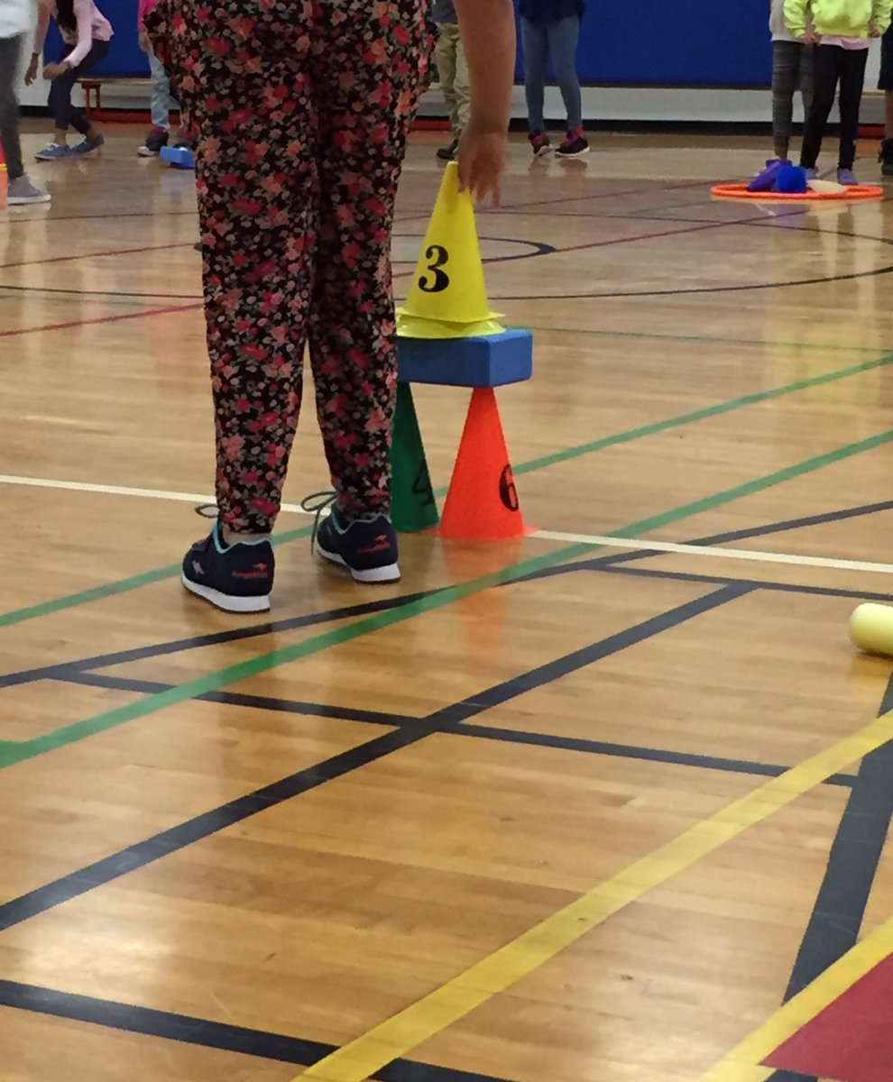FalconridgePE's tweet photo. Using #makered to inspire a #physed  challenge. "Build a Tower Relay" - create your own tower w/ diff equipment https://t.co/SWzK1IKUKO