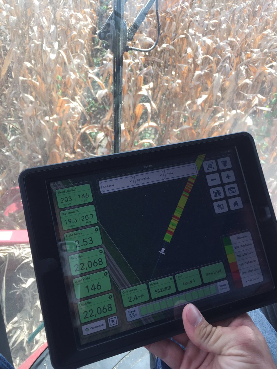 PBehlmann's tweet image. #harvest16 is a go in SoIL. Collecting yield data with new @FieldView drive is awesome! @climatecorp @ChannelSeed