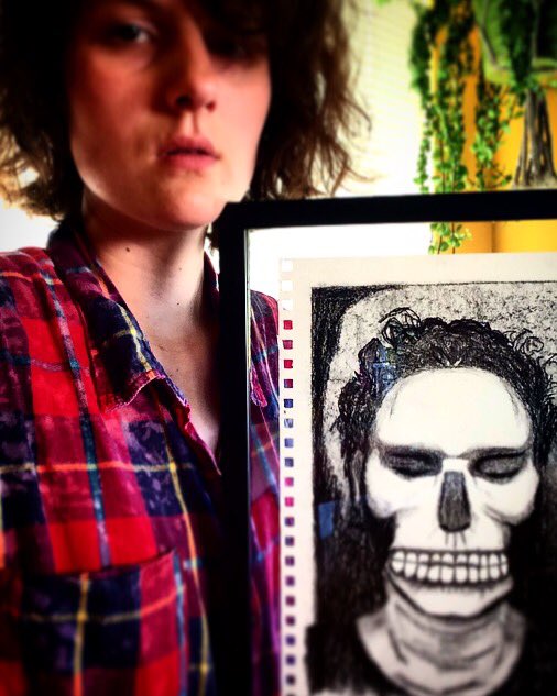 RJustCreates's tweet photo. Here's a #Halloween preview. #artist #bonestudy #art #smallbiz #businesswoman #charcoal https://t.co/8P5iSBHsVg https://t.co/4VAT1IZ8CV