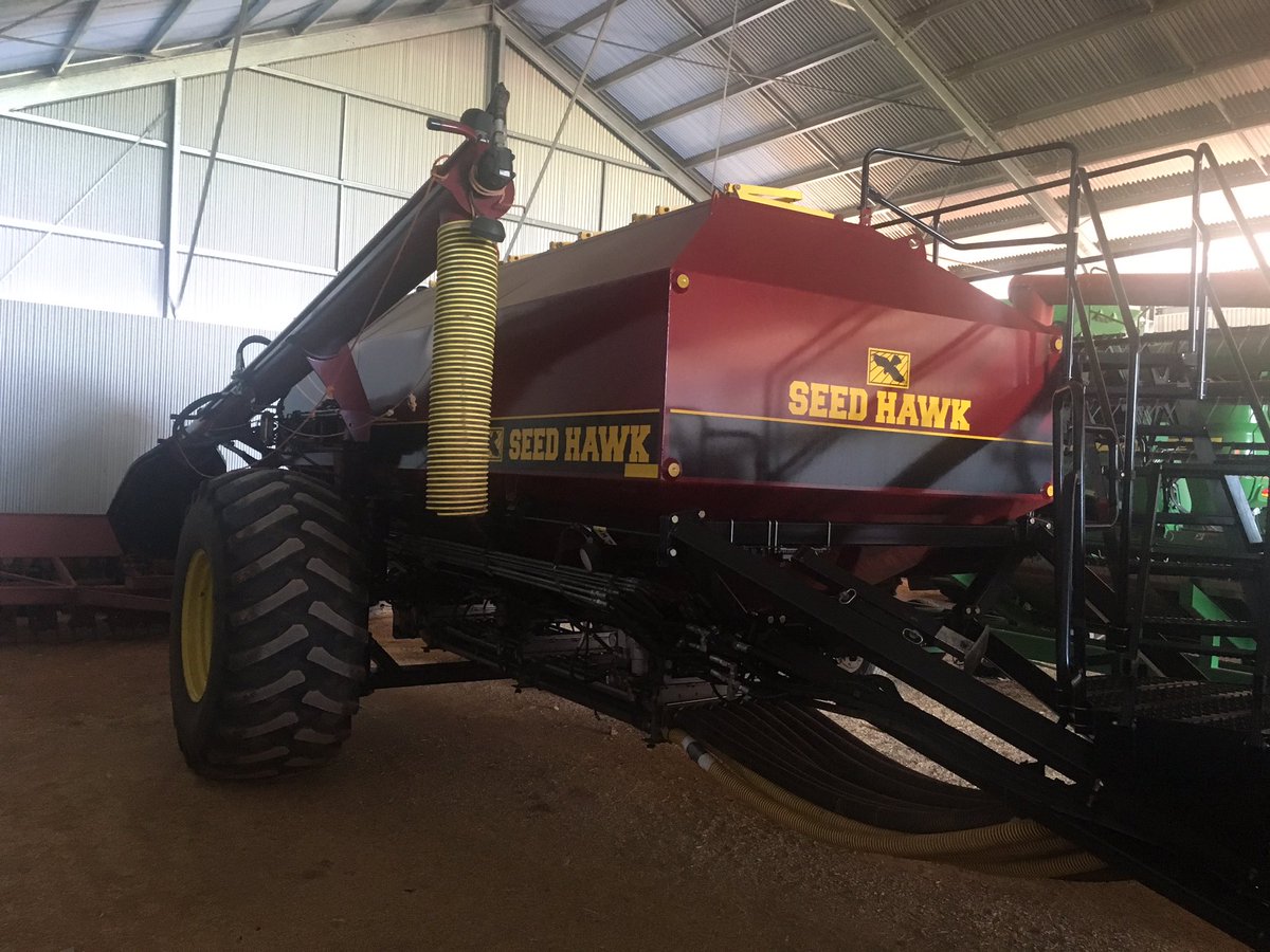GJClarkeLukeH's tweet photo. 2014 model- just traded this gem. 60ft 17500L cart... Immaculate.. Won't find a better one than this. #CallQuick https://t.co/qGVTpgwsT5