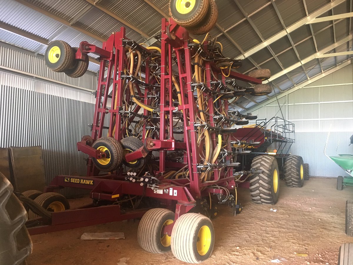 GJClarkeLukeH's tweet photo. 2014 model- just traded this gem. 60ft 17500L cart... Immaculate.. Won't find a better one than this. #CallQuick https://t.co/qGVTpgwsT5