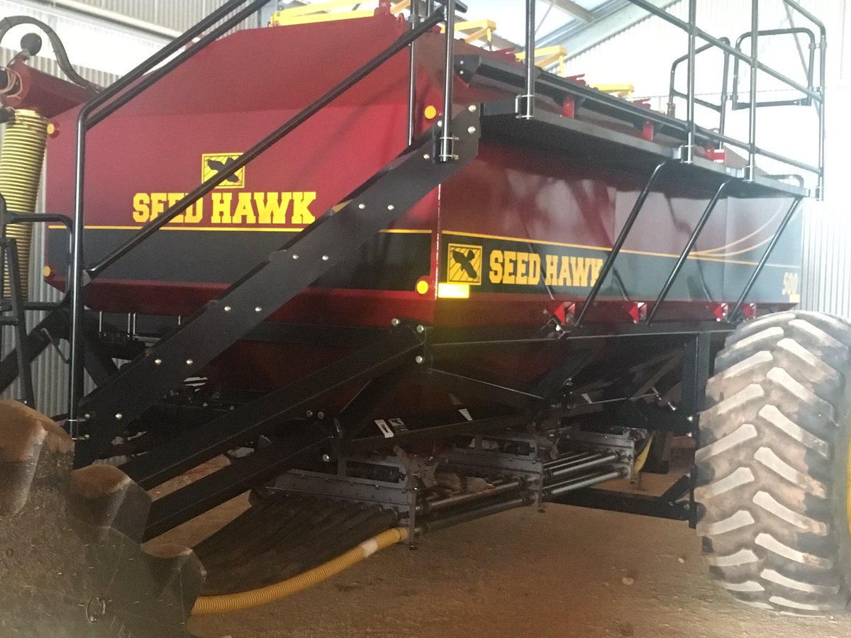 GJClarkeLukeH's tweet photo. 2014 model- just traded this gem. 60ft 17500L cart... Immaculate.. Won't find a better one than this. #CallQuick https://t.co/qGVTpgwsT5