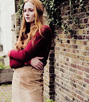 Sophie Turner is so beautiful!! <3 #wcw <a href="/SophieT/">Sophie Thornley</a>