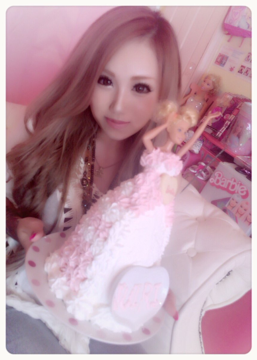 じゅじゅちん 8月25日 今日でやーっと19歳だ Line 電話 たくさんありがとう 誕生日幸せすぎてもうやばーい