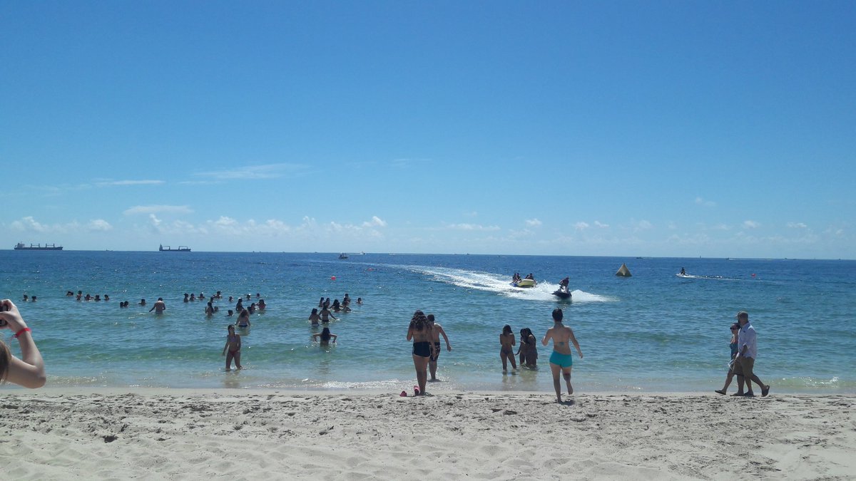 ornellamacarena's tweet image. Un minuto mas y soy feliz 😭😭 @Funtime15 #FunTimeMemories