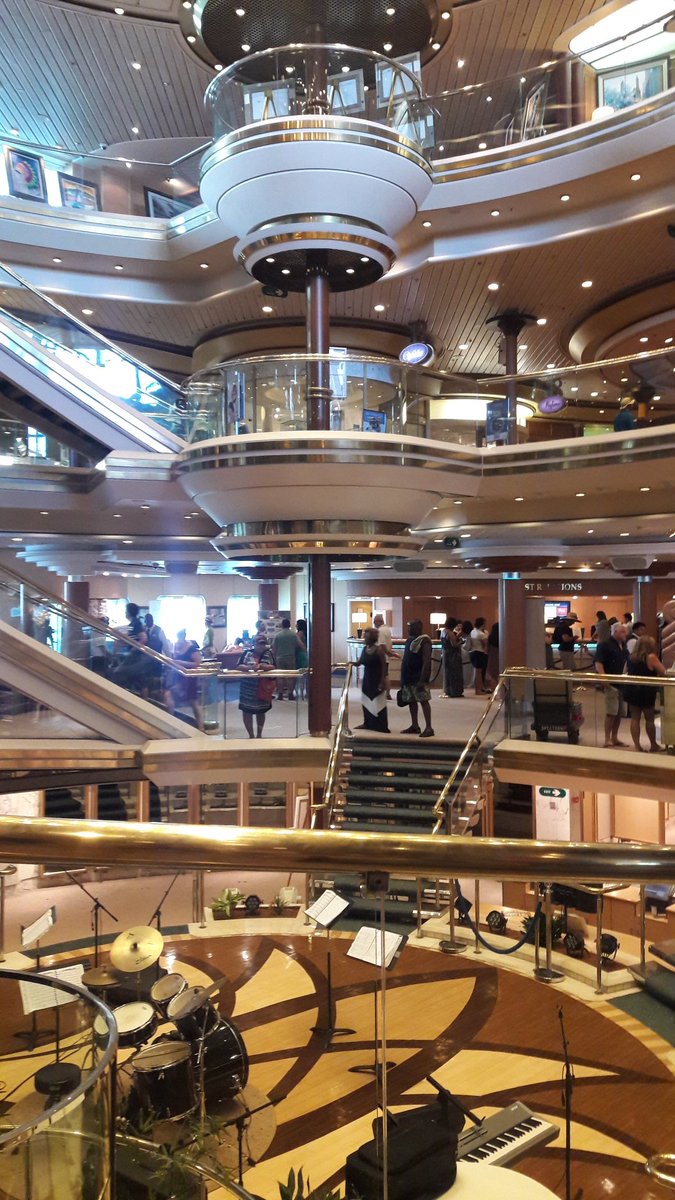 ornellamacarena's tweet image. Un minuto mas y soy feliz 😭😭 @Funtime15 #FunTimeMemories