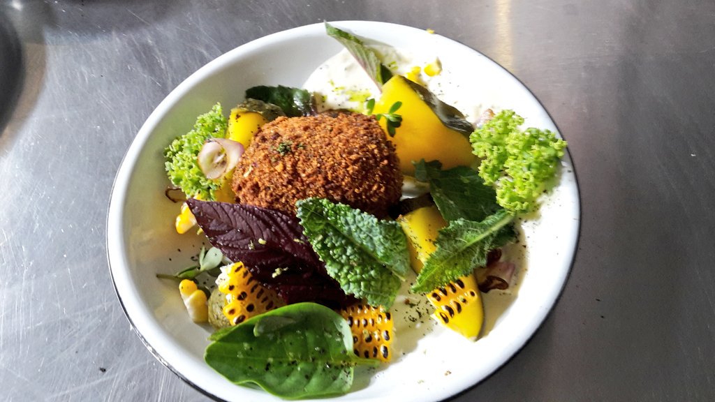 MarianaVelezL's tweet photo. La innovación sale de la cocina, el sabor viene del campo. #CookingUpChange @mercimid @FestivalKooben @MundoTNC https://t.co/2qme7v3RBR