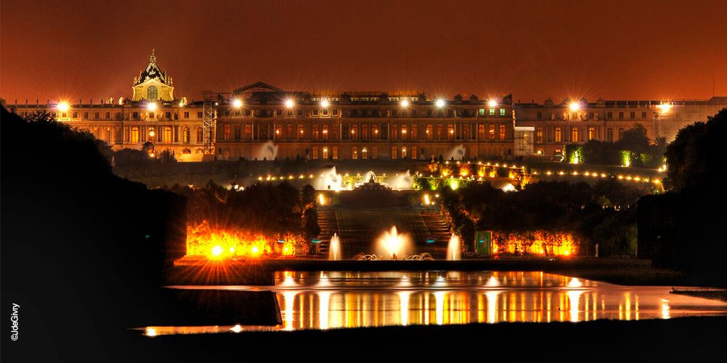 AmL_AtoutFrance's tweet photo. ¡El castillo del Rey-Sol te recibe hasta la noche! #madeinVersailles
https://t.co/rKO5PFvZhh https://t.co/gdFYLl1uII