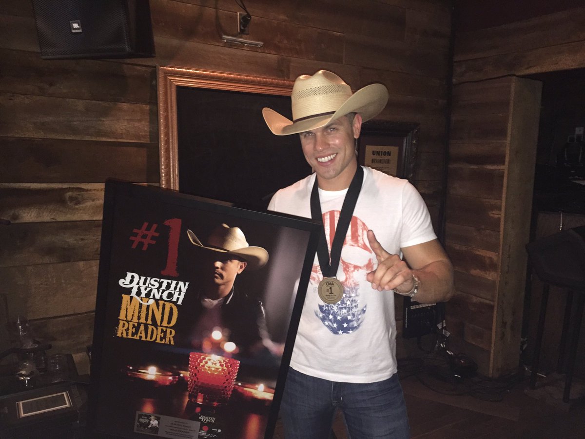dustinlynch's tweet photo. 3 in a row!    Big thanks to all my Country Radio fam and everyone who's ever cranked up the speakers to Mind Reader https://t.co/g1z6MvnANl