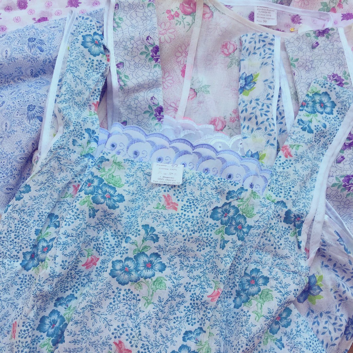 Nico A Twitter ロシアのサローチカ おばあさんの肌着 は さらさらしたコットン100 で夏の部屋着や寝間着に最適です 重ね着 してワンピースとして着てもかわいいです ほつれのあるものは半額になってます Nico A Twitter ロシアのサローチカ おばあさんの肌着 は さらさらしたコットン100 で夏の部屋着や寝間着に最適です 重ね着 してワンピースとして着てもかわいいです ほつれのあるものは半額になってます