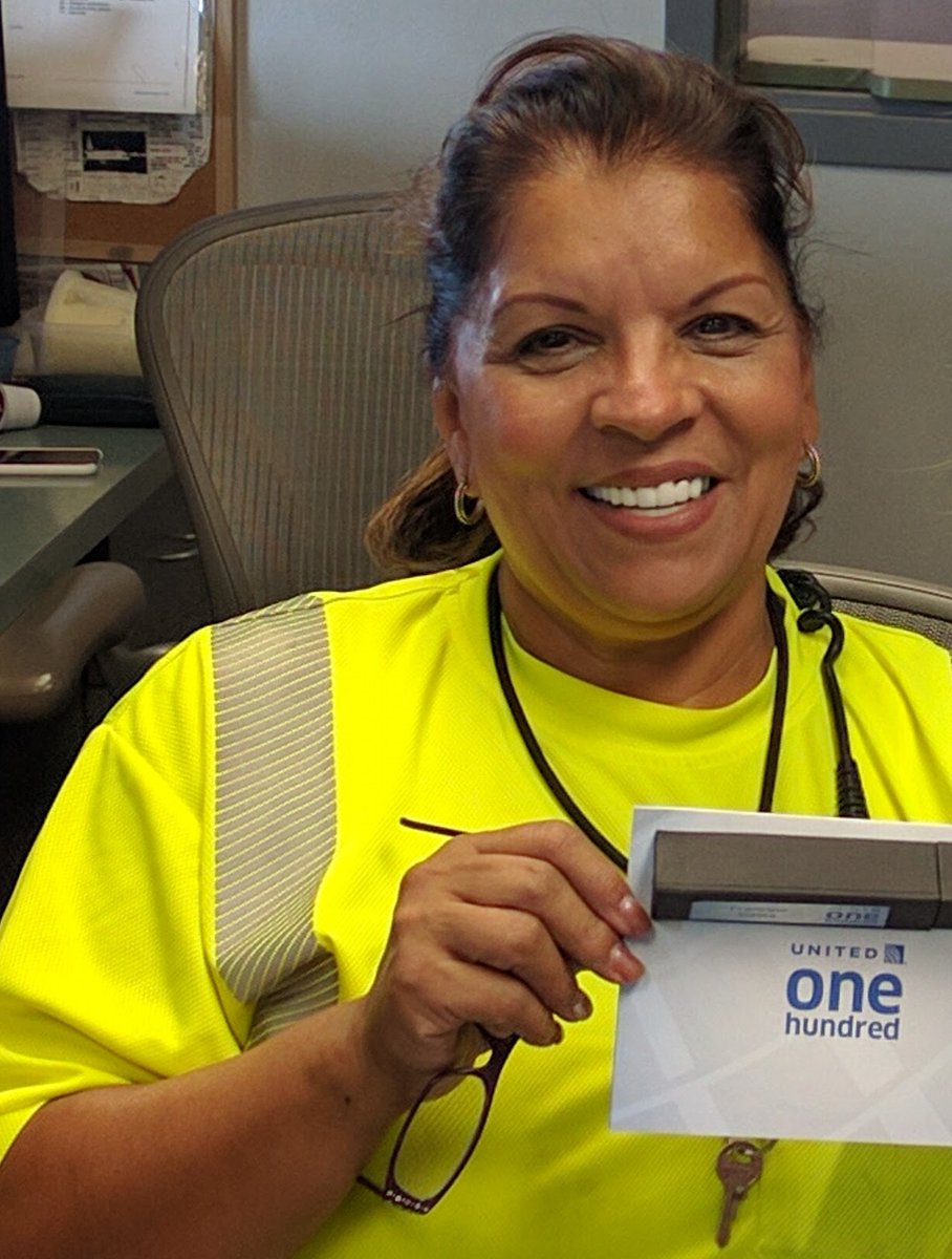 JZinNV's tweet photo. @weareunited Shout out to Francine and Katie in LAS. Our United 100. Thanks ladies, you are appreciated! #EveryDay https://t.co/crlihFbEKa