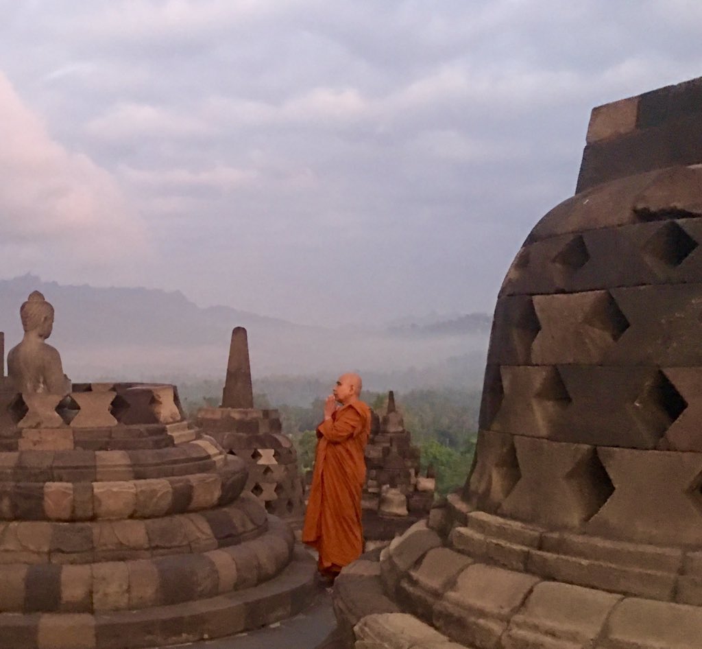 MandoAPP's tweet image. Loving Indonesia, feeling strong