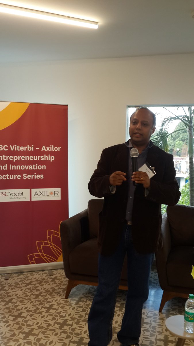 SudhaKumar14's tweet image. Waiting for God(I)oT #USC Viterbi #Axilor Lecture yesterday.  Great Talk @vinaynathan