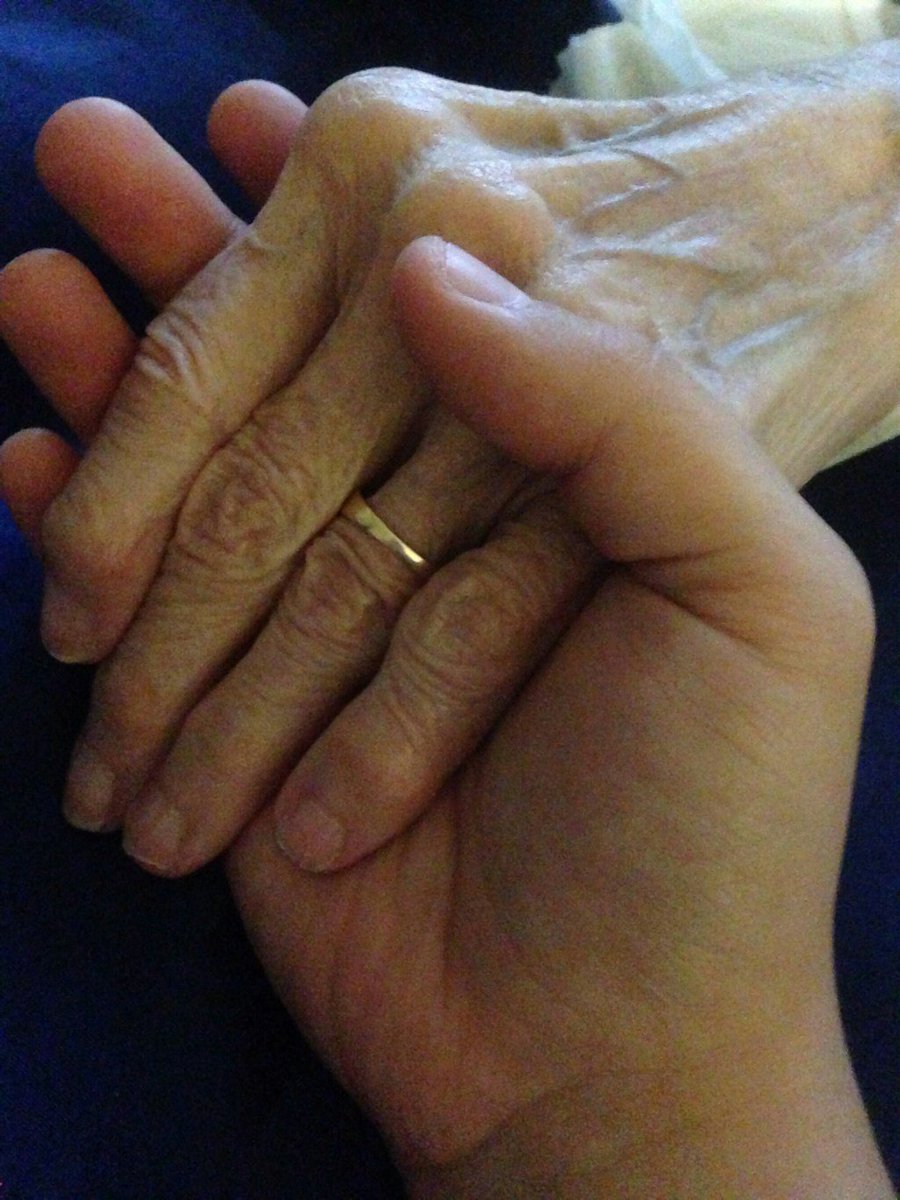 ventescapebeats's tweet photo. Like my own Gramma https://t.co/eifMV6M5Ij https://t.co/atYhIe928M