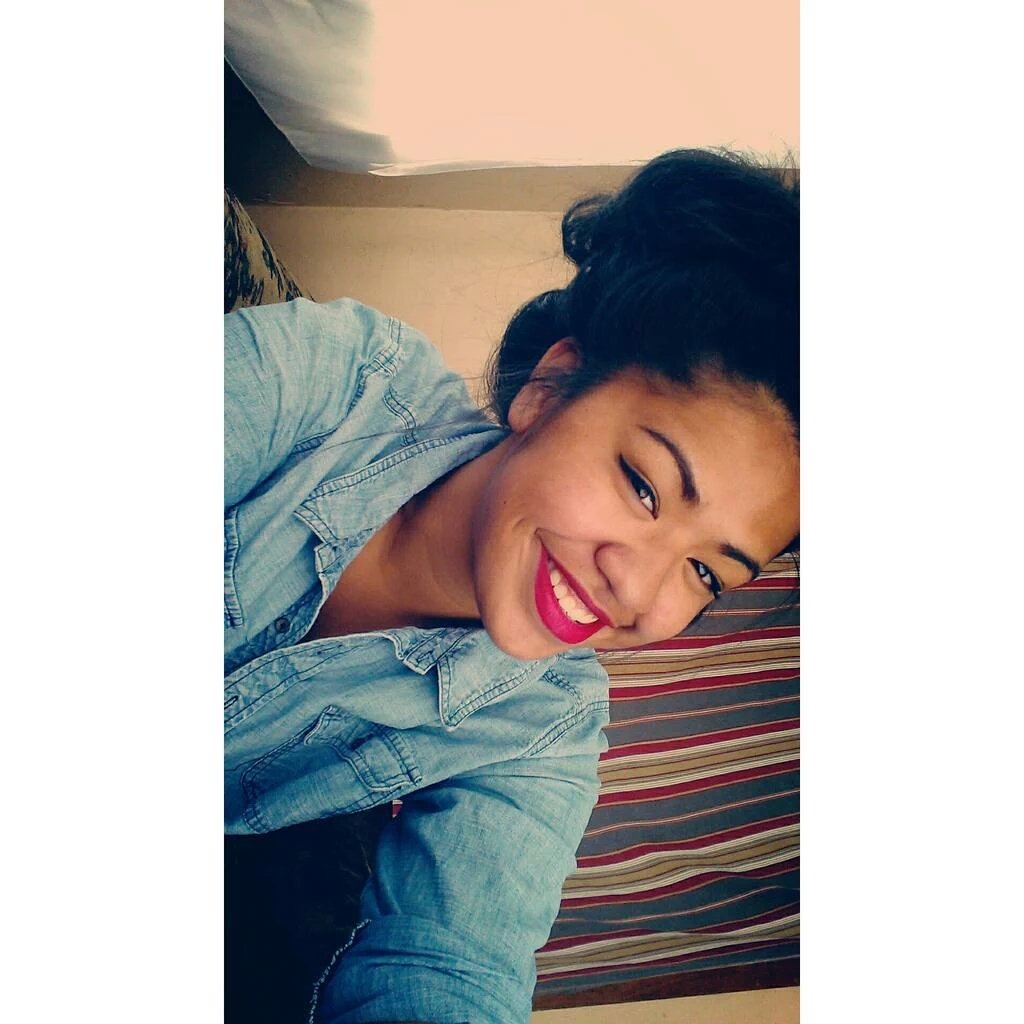 DESIGN - Jonc En Plaqué Or 14 Carats Avec Bande Simple Et Détails