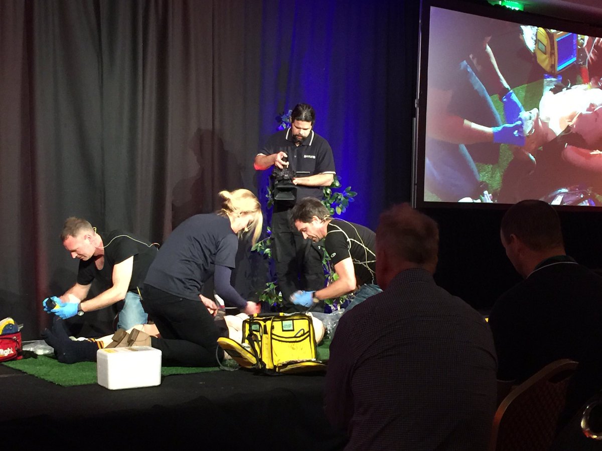 CAA2015Mel's tweet photo. Team last minute from MEDSTAR &amp; SAAS - in ASA sim-cup https://t.co/zFVule9y6R