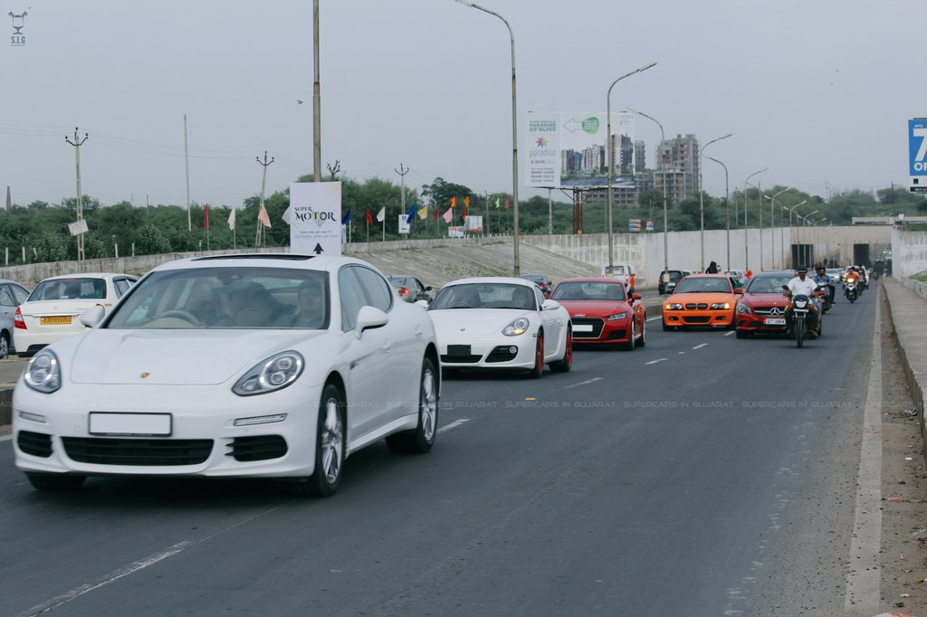 sigautomotive's tweet photo. "Surround yourself with people who are on the same mission as you."

#SMD #Edition2 #FreedomJoyride #SIG https://t.co/e3aboGcuRt
