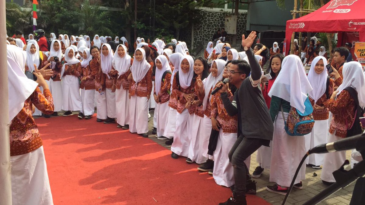 .<a href="/langitmusik616/">ㅤㅤㅤㅤㅤㅤ ㅤㅤㅤ ㅤㅤ</a> Goes To School with Soulvibe! SMKN 5 Malang kalian seru banget! Feel The Vibe 🙌
#SVBersinar