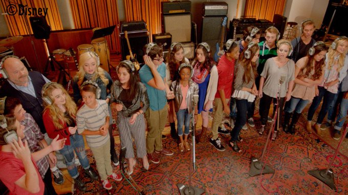 ディズニー チャンネル スターズ 公式 S Recent Tweets 24 Whotwi Graphical Twitter Analysis