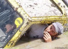 Genuine_4x4's tweet photo. "No worries" https://t.co/6dXnM5w7qb