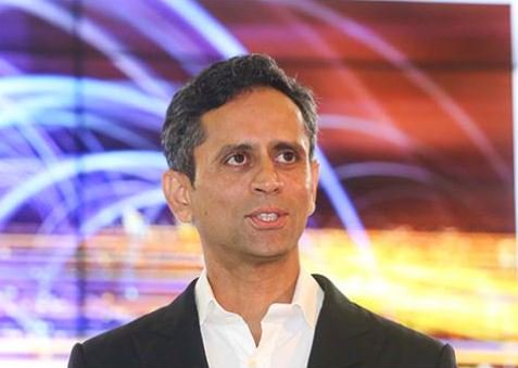 tata_comm's tweet photo. Vinod Kumar talks to @BloombergTV on the shift from looking digital to being digital https://t.co/T7ZIWN4LwP https://t.co/OKjgELsfzs