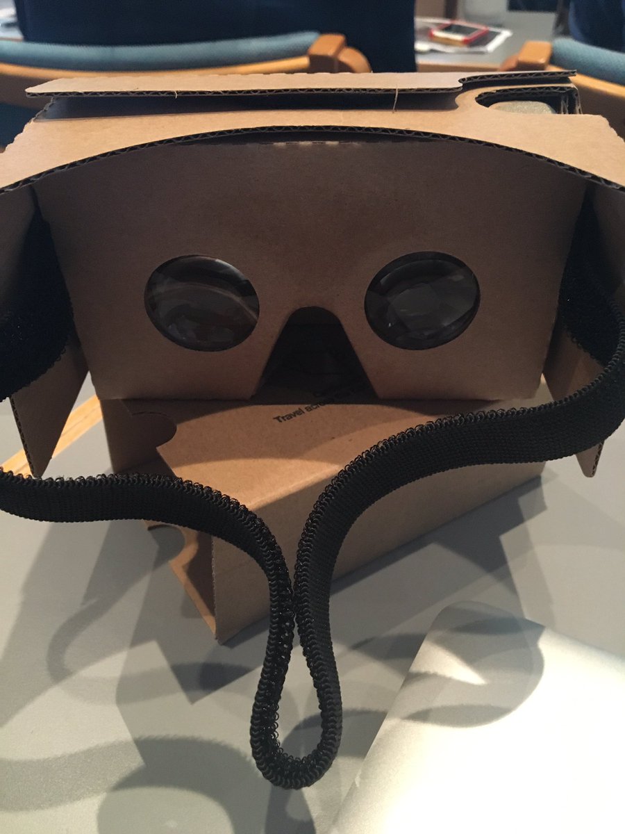 plc_ucv's tweet photo. Vi glæder os til at afprøve de udleverede VR-briller og de nye H5P moduler #webit16 https://t.co/Q0aRiEOEXK