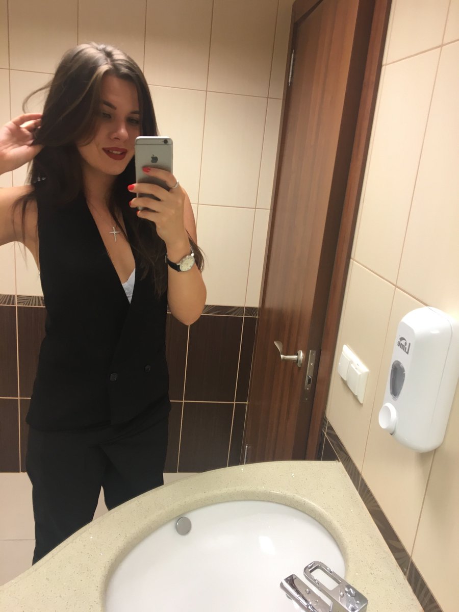 _richi13_'s tweet photo. Работа работа рабоооота https://t.co/PuM3AUfTWL