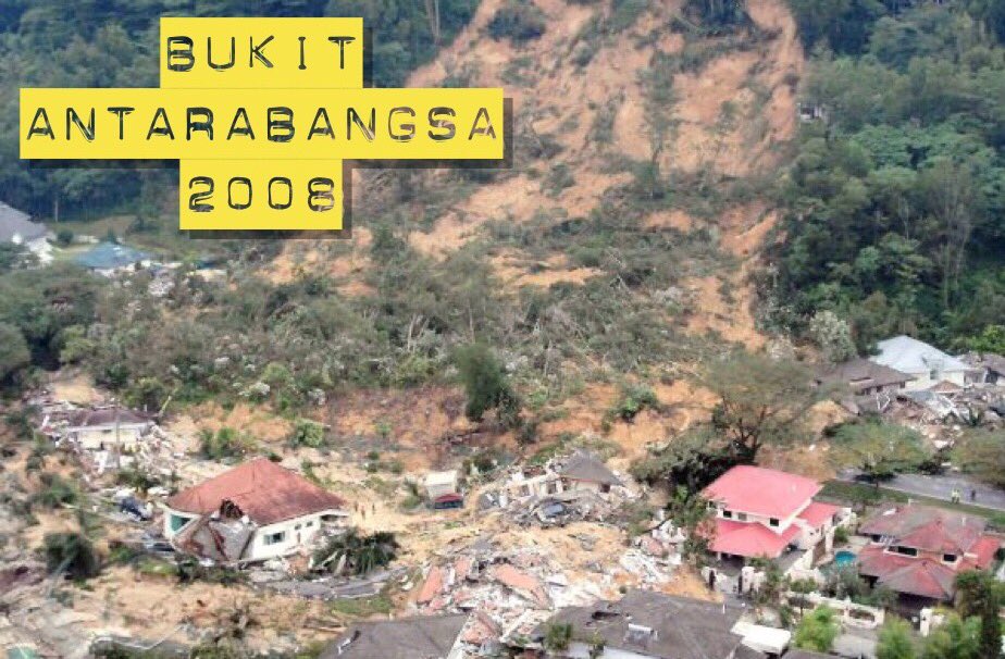 Kudsia_Kahar's tweet photo. .@AzminAli @EKVE #BukitAntarabangsa #AZRB
Ingat kehilangan nyawa akibat #tanahruntuh ? Adakah dinantikan yg ke3? https://t.co/JiSRbGLBLH