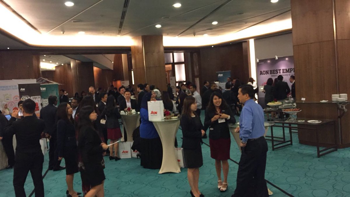 AonAsia's tweet photo. The Aon Best Employers - Malaysia 2016 award ceremony is over but the #networking is just beginning! #AonBE2016 https://t.co/WKdppl1FzO