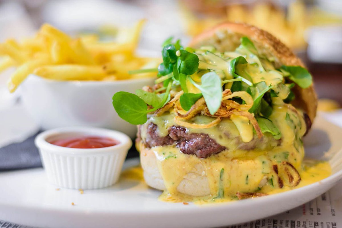 VisitLancashire's tweet photo. Happy #NationalBurgerDay everyone! Why not enjoy a tasty burger to celebrate &amp; share your pictures with us.... https://t.co/iUmzqzcdno