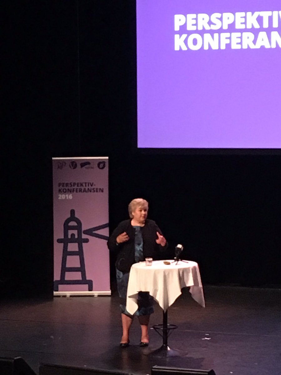 tordinator's tweet photo. .@erna_solberg: -Usikkerheten, ustabilitet er økende. Demokrati, MR-sit har gått i feil retn. #perspektivkonferansen https://t.co/uaKmCeNyNF