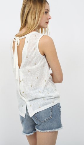 Aujourd'hui pour combattre les fortes chaleurs nous vous avons sélectionné des pièces toutes légères ! :)