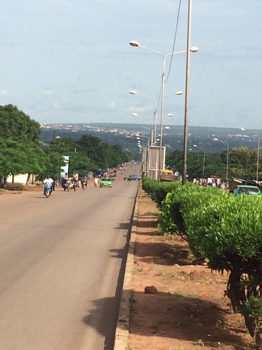 #RebrandingBurkina Boulevard de la Revolution, #BoboDioulasso #Burkina #Lwili