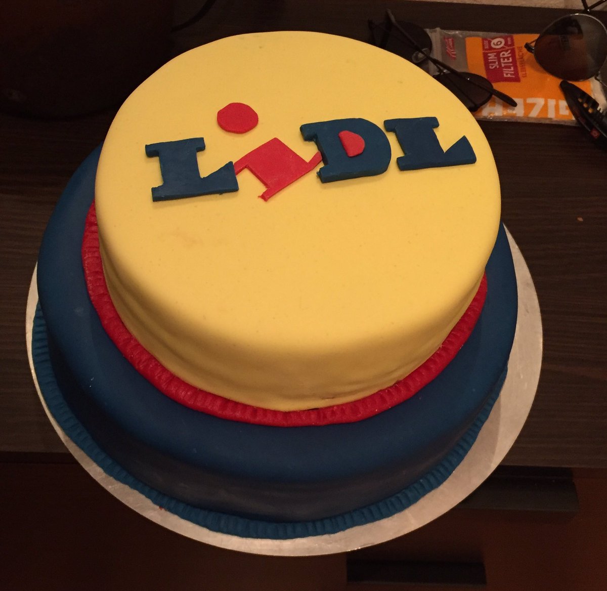 lidl birthday cakes