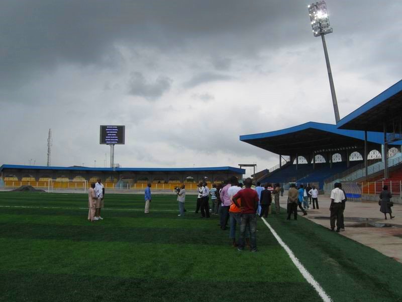 EsdlumenLED's tweet image. Soccer #StadiumLEDDisplay Outdoor led Sign Sport #LEDBanner Arena Perimeter led screen.