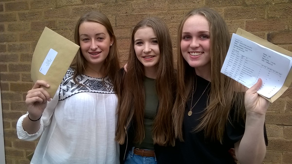Naomi Chapman, Zoe Kempster and Rebecca Morris going there separate ways after GCSEs #SGCSE @MarchesSchool