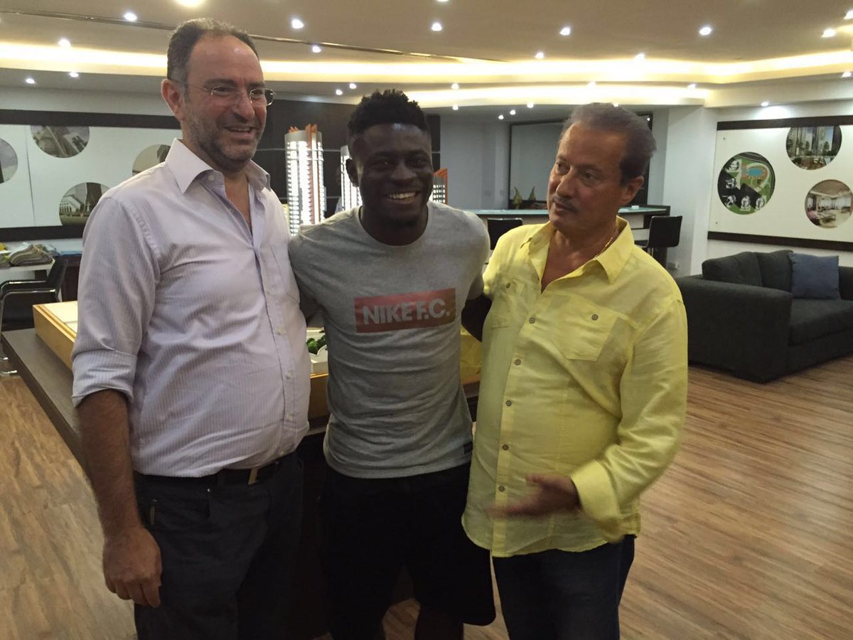 Breaking News- #Nigeria's #football celebrity Mr. <a href="/Obafemimartins/">OBA  MARTINS</a> visiting EKO Pearl sales office.