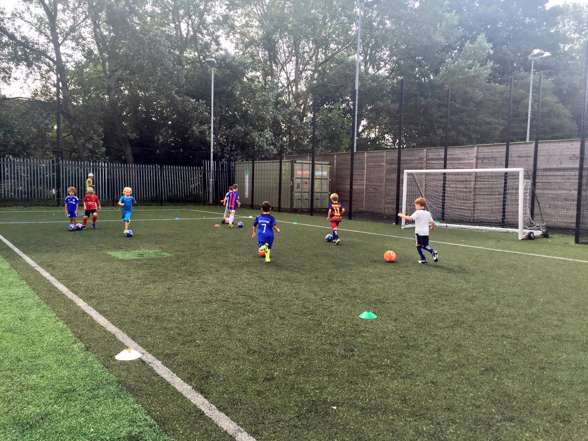 📸 This morning's technical sessions ⚽️